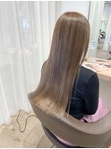 ハイライト×切りっぱなし×ロング×艶髪