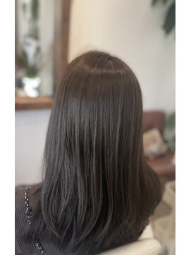 キューファイブアールイー(95RE) アッシュグレ