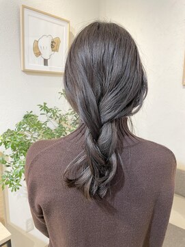 リンネルヘアー (Rin:nel hair) 柔らかカーキベージュ