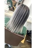 ユートピア(U topia)&nbsp;バレイヤージュ/シルバーカラー/ハイライト