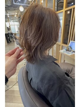 マインバイアフロートギンザ(MYNE by AFLOAT GINZA) レイヤーヘア