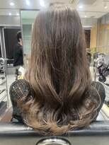 ネウィ 池袋(newi) モカベージュ