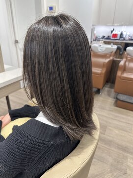 オルクドゥ(Orque deux) 大人美人透明感バレイヤージュアッシュベージュ髪質改善カラー