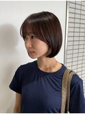 ボブ　切りっぱなしボブ　前髪　顔まわり