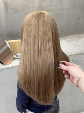 エクラ(ECLAT) 透明感ブラウン