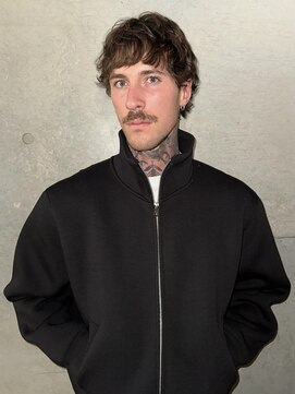 ランズサンズ 表参道(runsuns) メンズカットパーマ/メンズパーマ/学割U24/センターパート