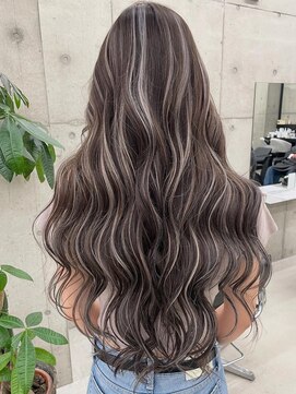 エゴル ナゴヤサカエ(ENGOL NAGOYA SAKAE) 【手島カミラ】人気No.1グレージュ系ハイライト