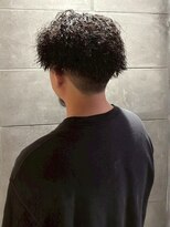 ディスコネクト(DISCO-N-NECT)&nbsp;ツイストスパイラルパーマ ツイストパーマ 束感 ツーブロック