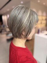 ステア ケース(stair case) 白髪が多い方向け 白髪ぼかしリタッチ×ローライト 50代60代