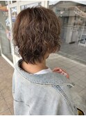 ベージュカラー