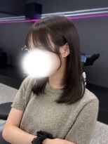 ラ ミュウ バイ ディーアンドティー(LA MIU by D&T)&nbsp;短め顔周りカット×オリーブカラー×顔周りレイヤー