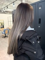 エル オオサカ 心斎橋店(L. OSAKA)&nbsp;200. バレイヤージュ/レイヤーカット/顔周り/グレージュ