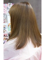 チチカカ(chichikaka)&nbsp;営業ビフォーアフター、リタッチ上質縮毛矯正