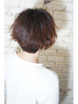 ヘア デザイン ハルプ(hair design HALB) ショート