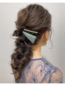 ヘアーメイクオズ(hair make O/S) 【KON】ボリューミィな編みおろし☆