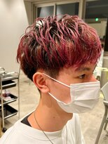 ライラ(Lyla)&nbsp;guest hair ピンクレッド前下がりマッシュ