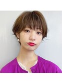 丸みショート × アッシュベージュ × ハイライト