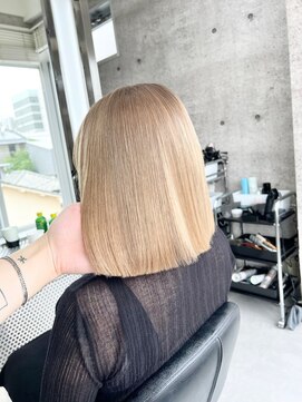 イキ 表参道(iki omotesando) モード/無造作ウェーブ/大人ガーリー[表参道駅]