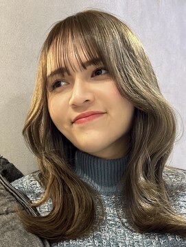 シー(See.) カーキベージュ