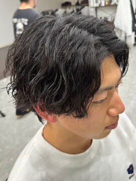 フゥ 宇都宮(FeU) 波巻きパーマツイストスパイラルパーマメンズマッシュパーマ