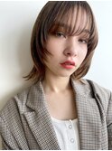 レイヤーカットハッシュカット顔まわりミディアムロング