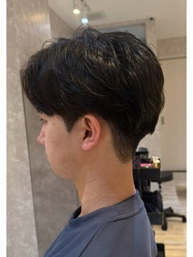 アテーサ 赤羽店(ATTESA) 刈り上げセンターパート/メンズパーマ/赤羽/赤羽岩淵