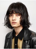 クリームパーマで作るロックテイストなウェービーボブ/PEEKABOO
