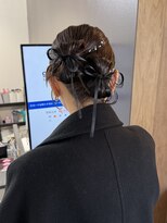 ガーデンタチカワネクスト(garden tachikawa next) ツインリボンアレンジカチモリおよばれヘアアレンジ