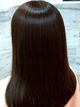 エストレーラ(estrela) オイルプラスカラーカットトリートメント