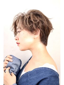 ネオリーブ コパン 鶴見店(Neolive copain) 絶壁さんでも美シルエットな大人ショート neolivecopain