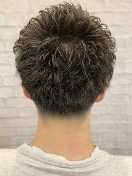 銀座マツナガ 新宿野村ビル店 ツーブロックジェットモヒカン