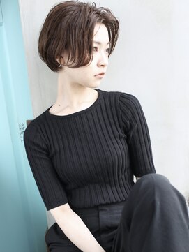 バース(BIRTH) 天神【BIRTH】大人かわいいセンターパートウエーブショート 4