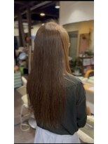 クローバー(CLOVER.)&nbsp;カラーで潤いあるツヤ髪