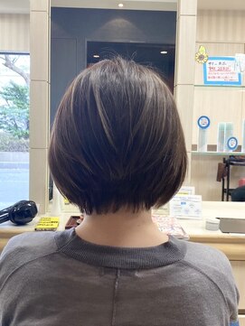 ヘアークリアー 春日部 大人可愛いミセス丸みショート×ハイライト/30代40代50代/春日部