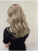 ホワイトベージュ