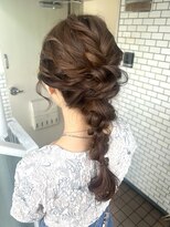 編みポニー　編みおろし　ヘアセット　お呼ばれヘア