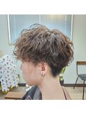 ツイストスパイラルパーマ×エアリーマッシュ刈り上げショート