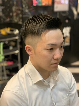 バーバースタイルクラブスリー(BARBER STYLE CLUB 3)の写真/忙しいビジネスマンにも大人気◇ビジネスシーンでもカジュアルでもカッコイイスタイルを提供します！
