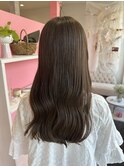 アッシュグレージュ