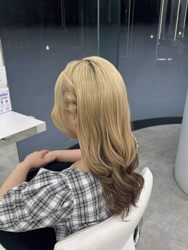 ブラウン(Brown) ヘアアレンジ/カチモリヘア/アンブレラカラー/前髪/藤沢美容院