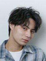トラスト ザ バーバー 東京駅日本橋店(TRUST the Barber) フェザーパーマ/センターパート
