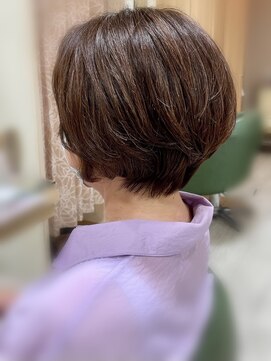 アエラス(Aeolus) ゆるふわショートパーマ