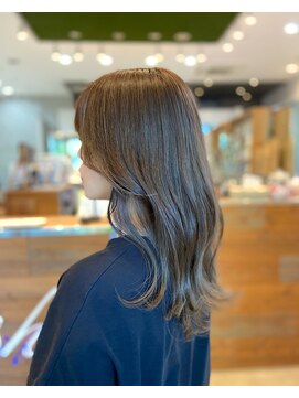 ディッシュ 新宿御苑(dish) 《 AKARI 》ハイライト×プラチナグレージュ