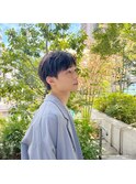ナチュラルマッシュシースルーニュアンスセンターパート刈り上げ