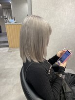 ヘアサロン ドットプラス 町田店(dot. plus)&nbsp;【山本　直幸】ホワイトシルバー