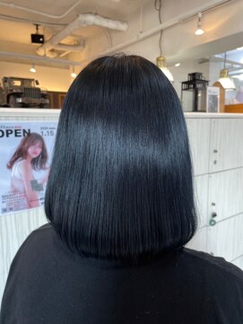 インパークス 綾瀬店(INPARKS) ツヤ感セミディ/ナチュラルブラック