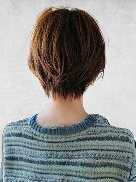 ルシードスタイル ボーグル(LUCIDO STYLE BOGL) シンプルショート透けカラーショートレイヤー清潔感段カット