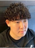 スパイラルパーマ マッシュ 束感 20代 30代 カジュアル