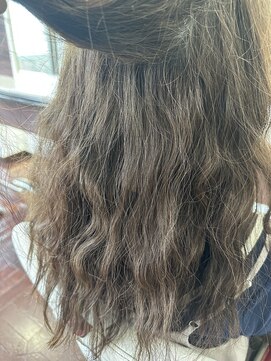 ナナ バイ レオネ(nana×Leone) 髪質改善ストレート(２)