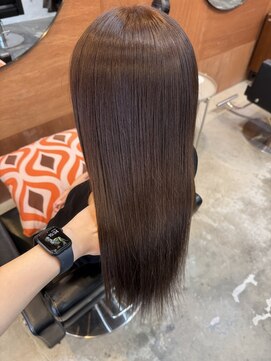 チャプター 問屋町(chapter) ブリーチなしミルクティーブラウン顔周りレイヤーカット韓国ヘア